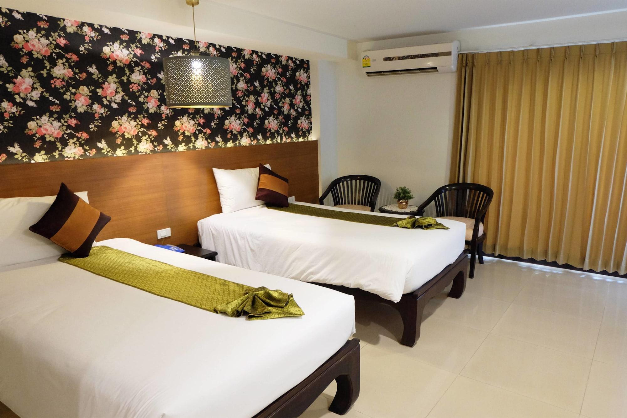 Grand Hill Resort And Spa Nakhon Sawan Exteriér fotografie
