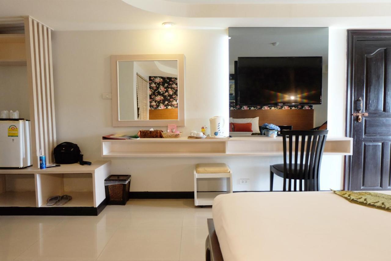 Grand Hill Resort And Spa Nakhon Sawan Exteriér fotografie